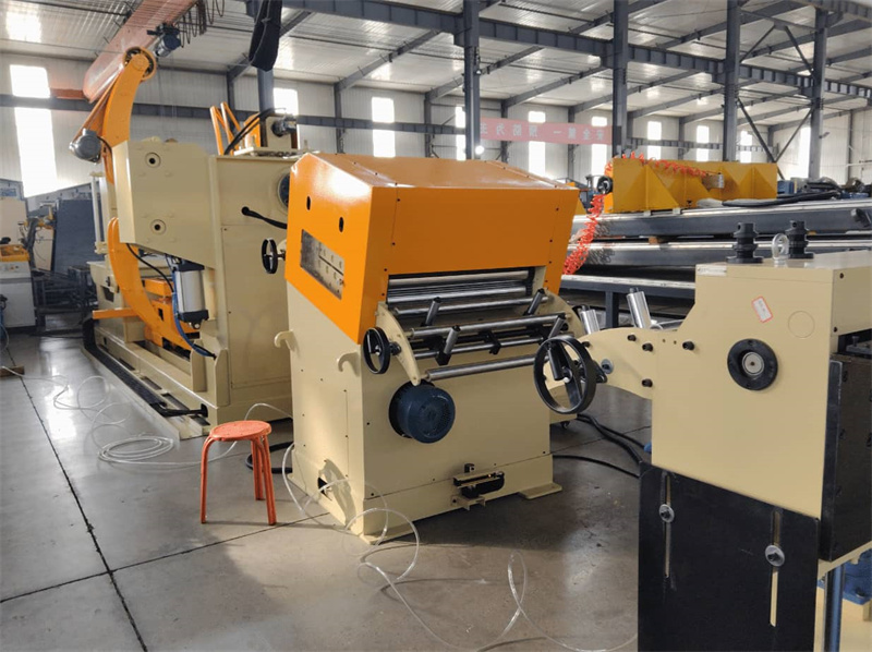 6T Hydraulic decoiler04