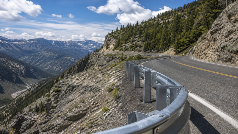 Mountain Highway Sharp Curves & Ravine Drop-off Barriers