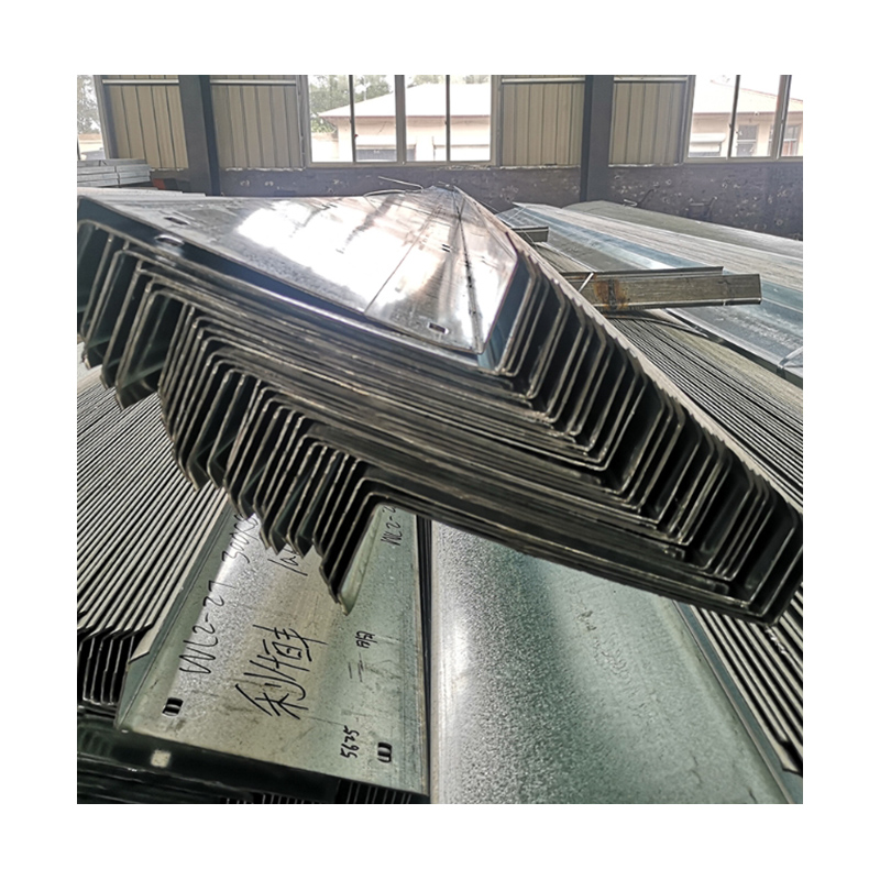 Modular EV Charging Station Canopy Main Beam Q345 Soft Steel Sheet with Bending Capability Z-shaped BIS Certified
