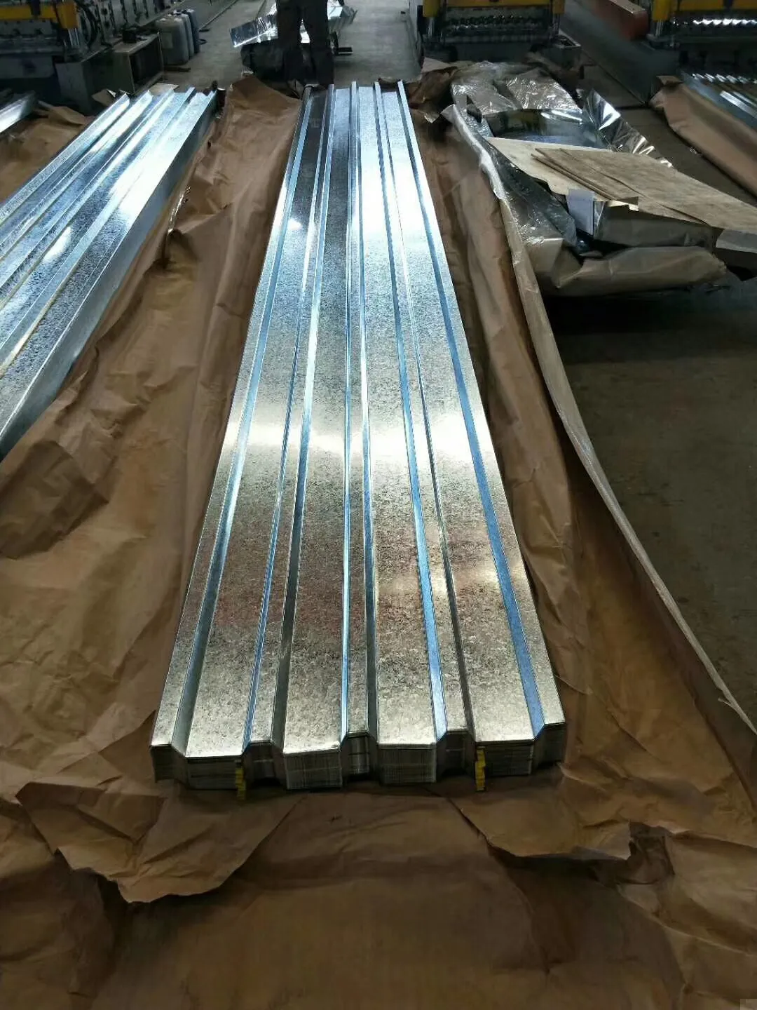 Hot Dip Galvanized Corrugated Roof Sheet DX51D+Z Wave Type for Africa Export High Corrosion Resistance Large Quantity Available