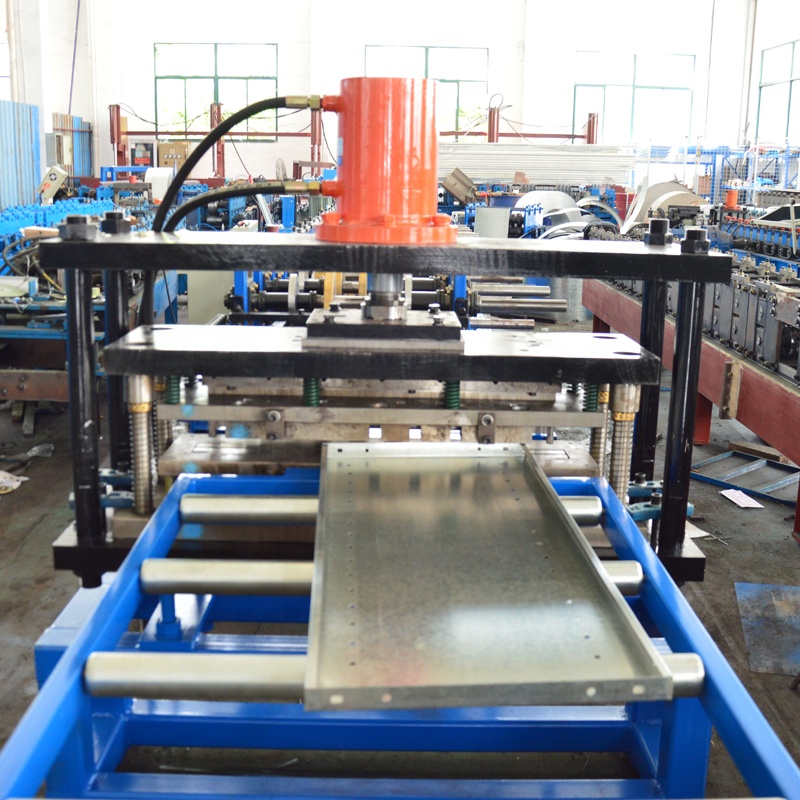 Fully Automatic Adjustable Panel Width 100-600mm Light Weight Supermarket Storage Shelves Panel Roll Forming Machine