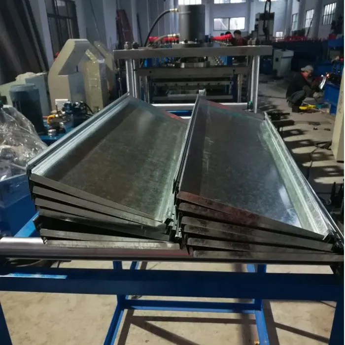 Width Adjustable 100-600mm Automatic Light Weight Supermarket Display Shelf Panel Roll Forming Machine