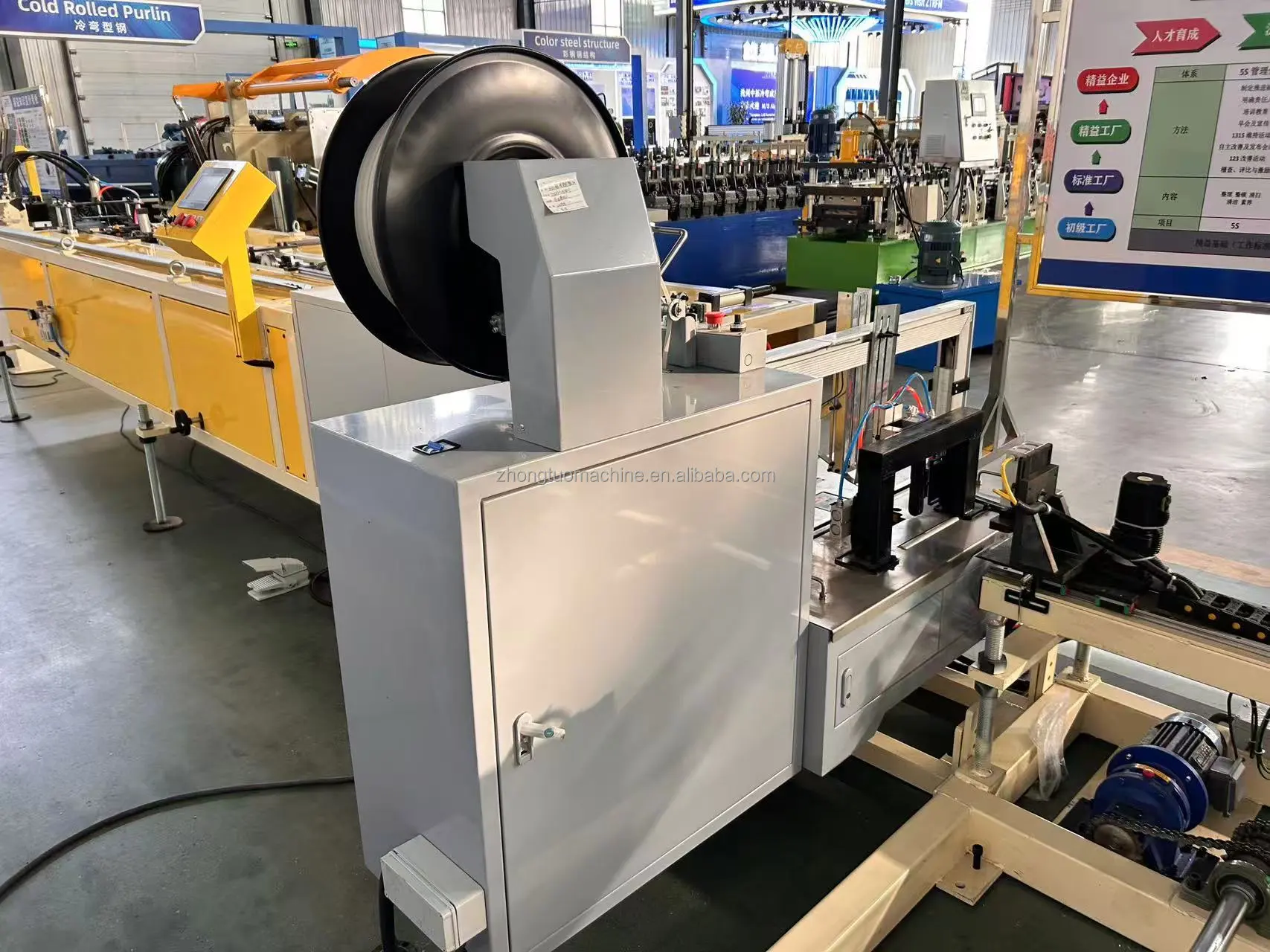 Nylon strap packing machine