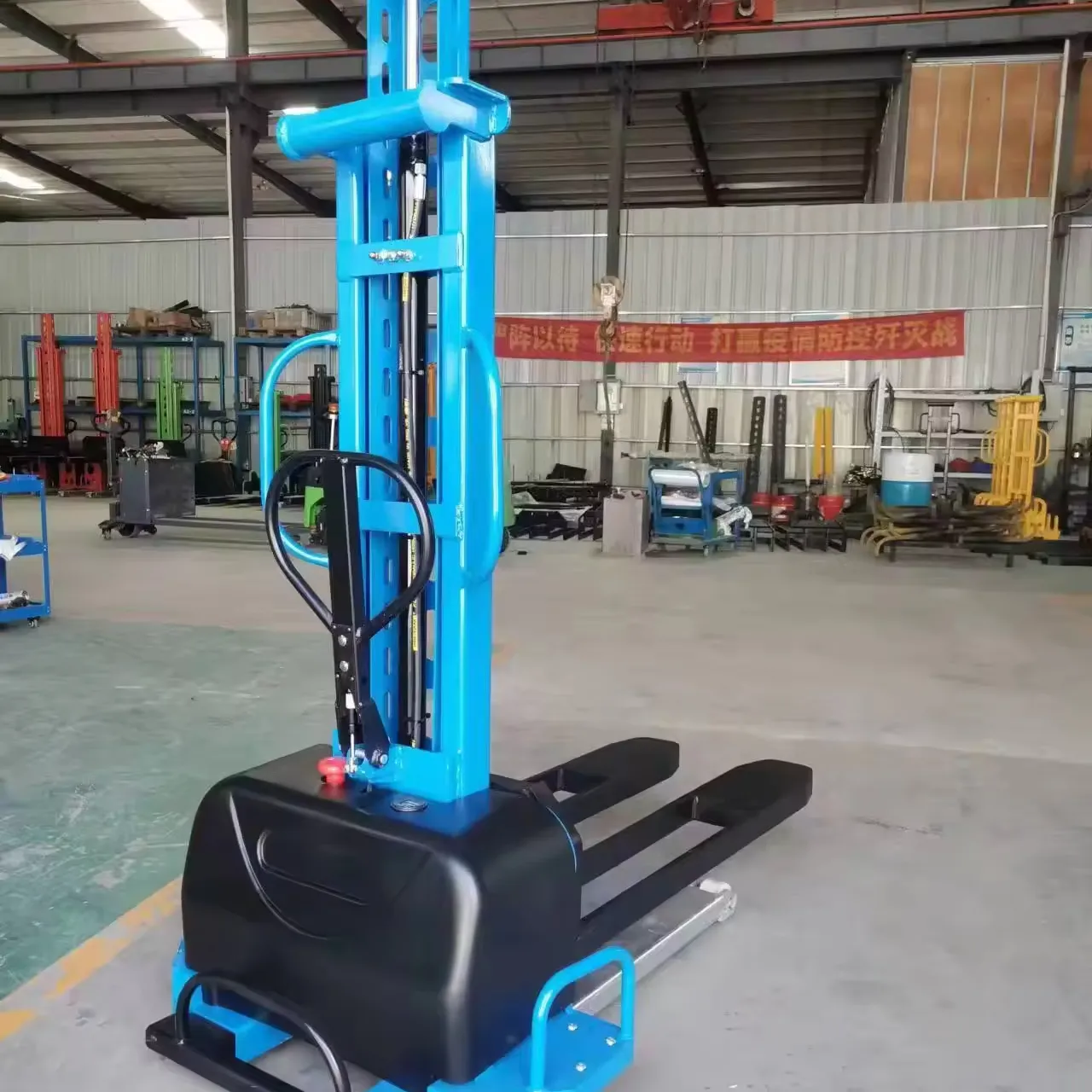 Self-lifting Full Electric Forklift Driving Motor Electric Straddle Walkie Forklift Electric Rough Terrain Forklift 0.5 Ton+1 600 mm