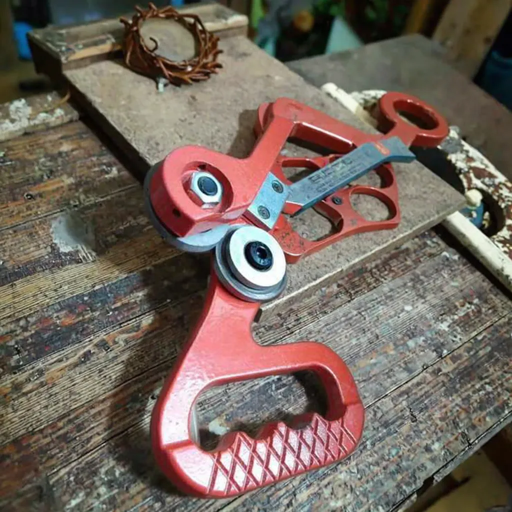 Compact Manual Pull Shear Tool Customizable OEM Sheet Metal Roller Cutter for Roofing Panel Cutting
