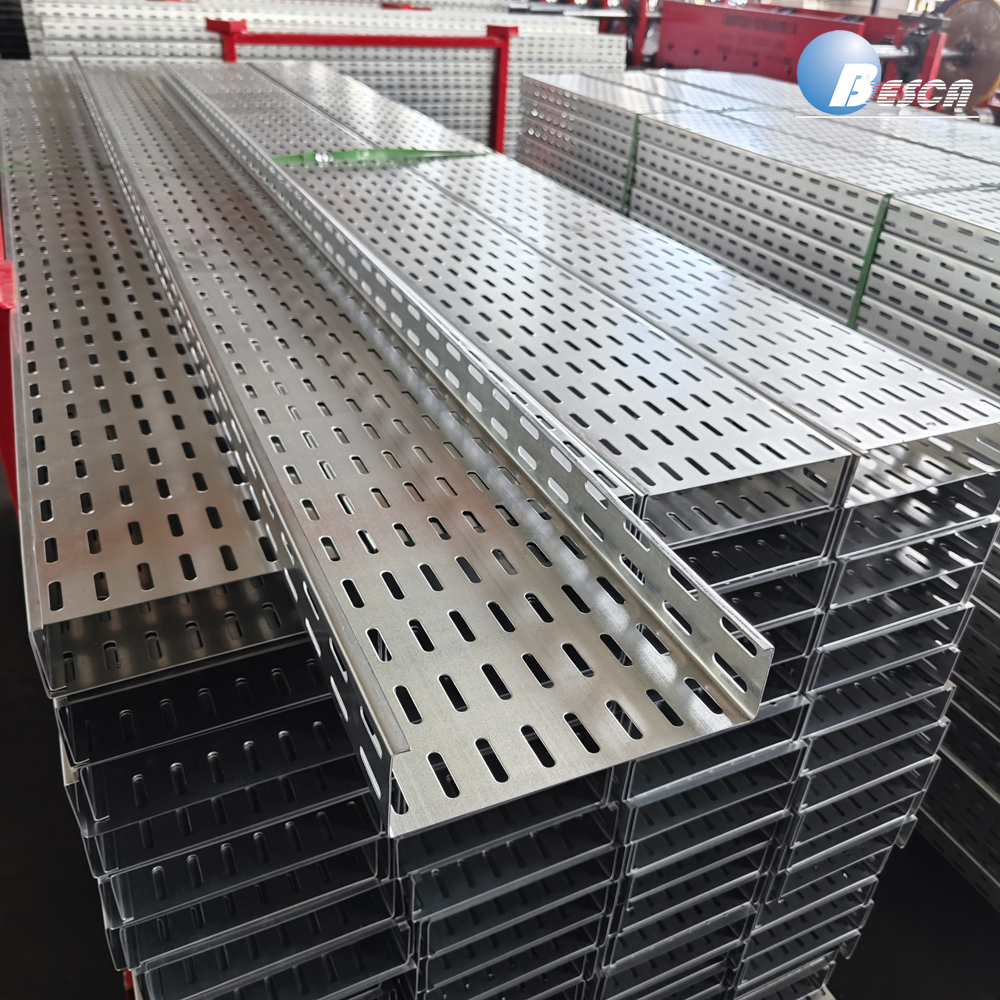 Cable Assemblies Slotted Cable Tray OEM Galvanized Cable Tray Cover