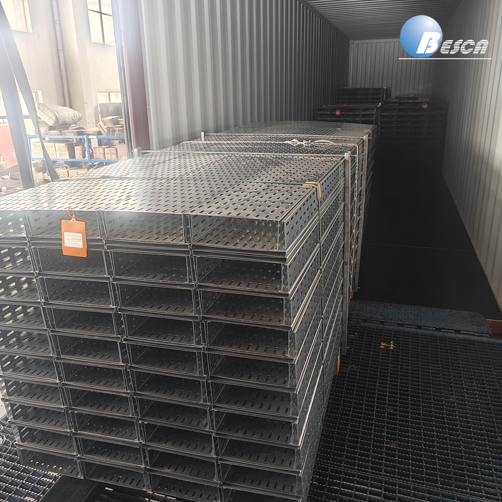 Rigid Conduit Slotted Cable Tray OEM Galvanized Cable Tray Flat Cover