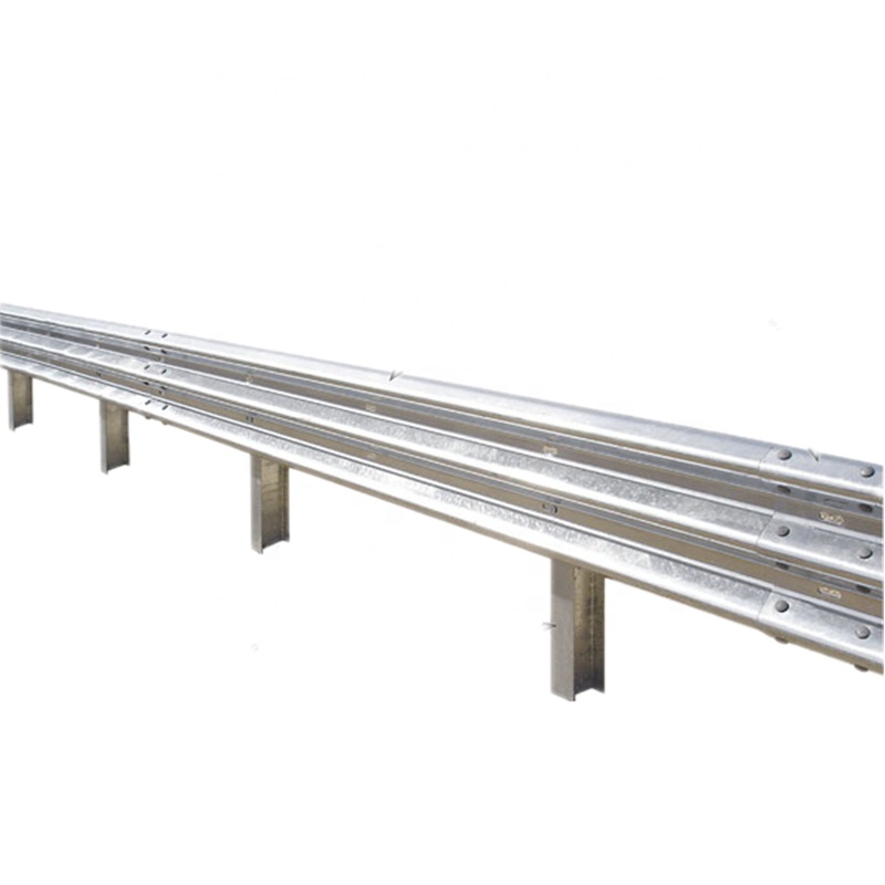 Roadway Safety Traffic Crash Barriers Customized Size Thrie Beam Guardrail for Highway