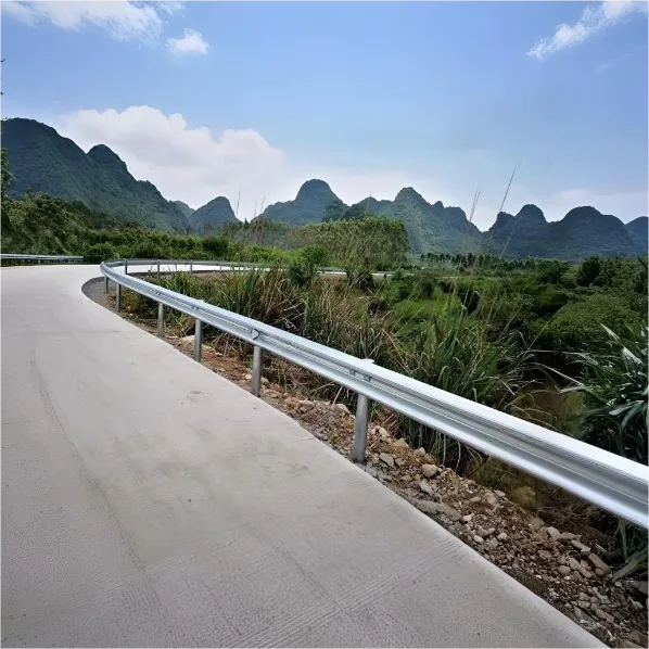 HDG Highway Road Fence Crash Barrier Guardrail Traffic Barriers Product
